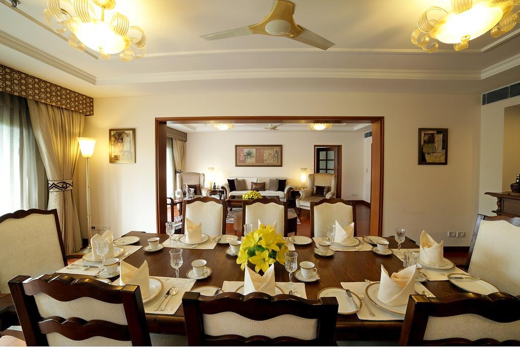 Jaypee Palace Hotel Agra  Ngoại thất bức ảnh